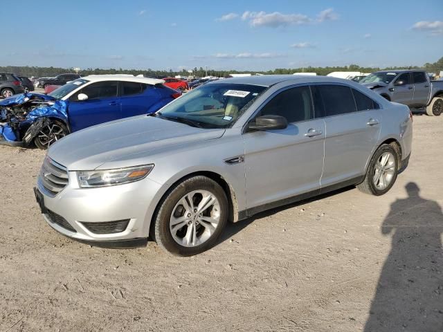 2017 Ford Taurus SE