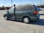 2000 Toyota Sienna LE