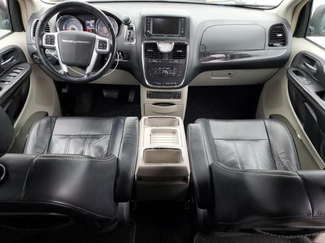 2012 Chrysler Town & Country Touring L