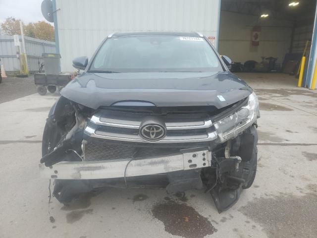 2019 Toyota Highlander SE