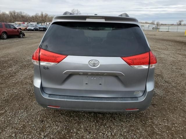 2011 Toyota Sienna XLE