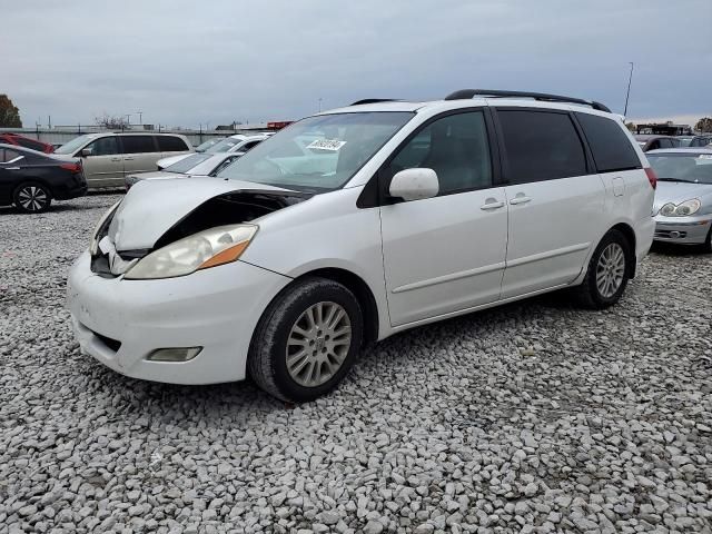 2007 Toyota Sienna XLE