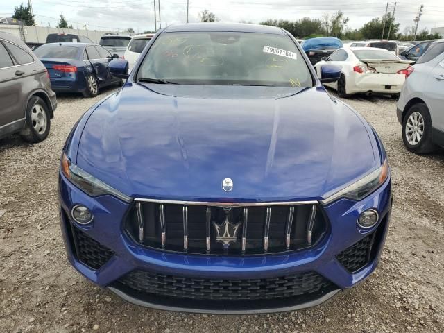 2022 Maserati Levante Base