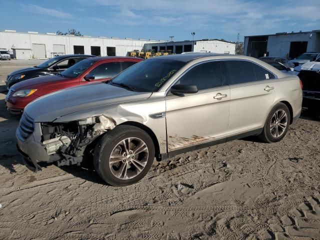 2017 Ford Taurus SE