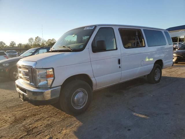 2009 Ford Econoline E350 Super Duty Wagon