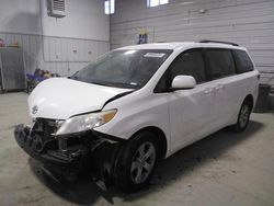 Toyota Sienna le Vehiculos salvage en venta: 2016 Toyota Sienna LE