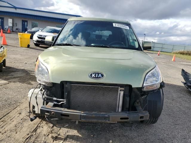 2010 KIA Soul +