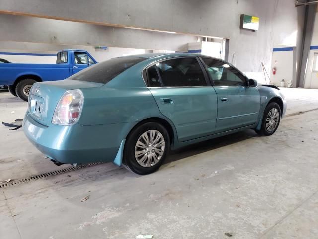 2002 Nissan Altima Base