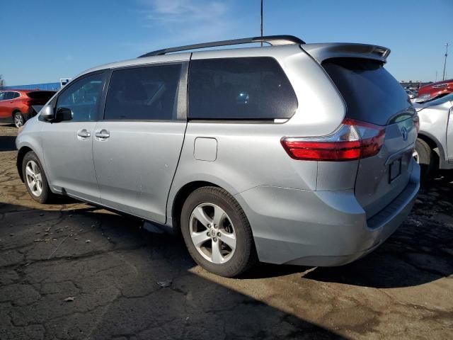 2016 Toyota Sienna LE