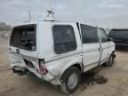 2000 GMC Safari XT