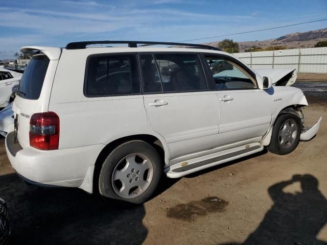 2004 Toyota Highlander Base