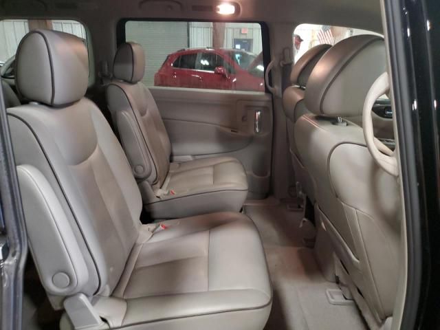 2016 Nissan Quest S