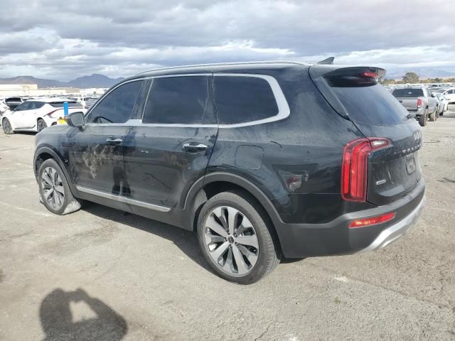 2022 KIA Telluride S