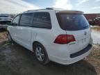 2009 Volkswagen Routan SE