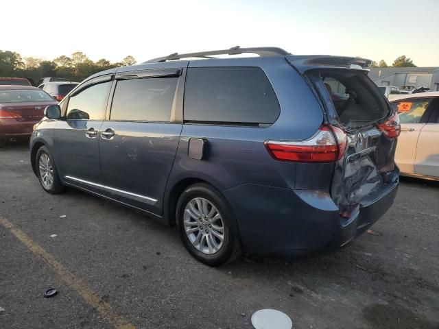 2015 Toyota Sienna XLE