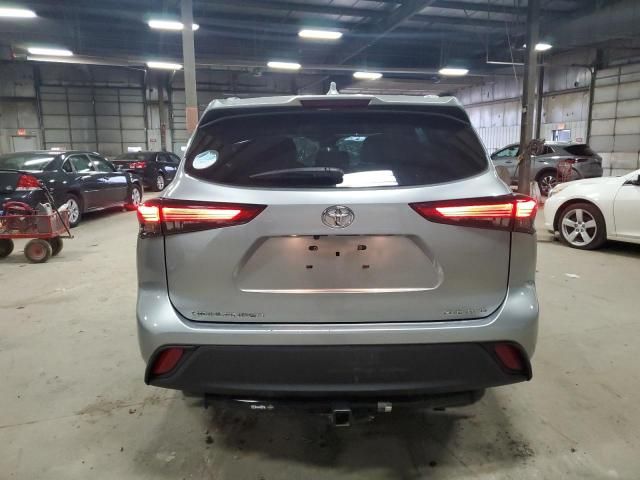 2021 Toyota Highlander XLE