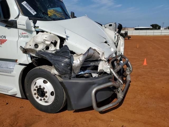 2022 Freightliner Cascadia 126