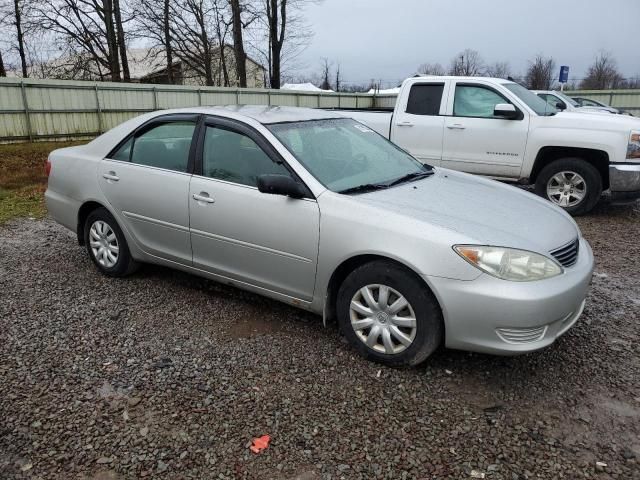 2005 Toyota Camry LE