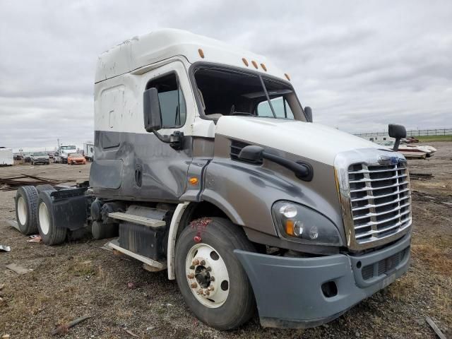 2017 Freightliner Cascadia 113