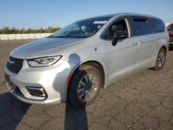 Chrysler Vehiculos salvage en venta: 2024 Chrysler Pacifica Hybrid Select