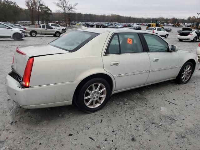 2010 Cadillac DTS Luxury Collection