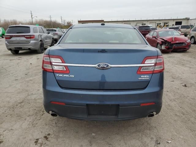 2018 Ford Taurus SEL