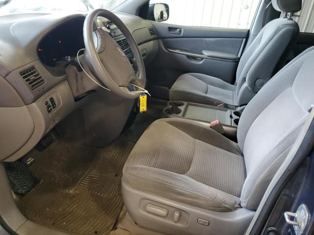 2006 Toyota Sienna CE