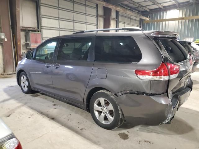 2011 Toyota Sienna LE