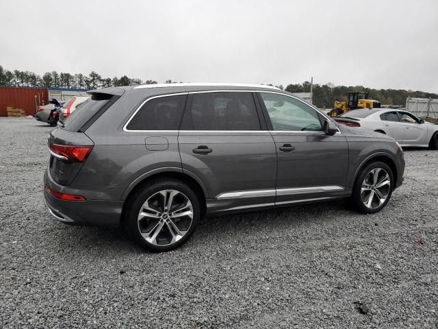 2021 Audi Q7 Premium Plus