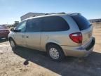 2005 Chrysler Town & Country LX