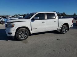 Carros salvage a la venta en subasta: 2022 Dodge 1500 Laramie