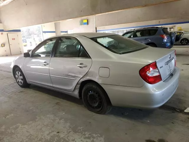 2004 Toyota Camry LE