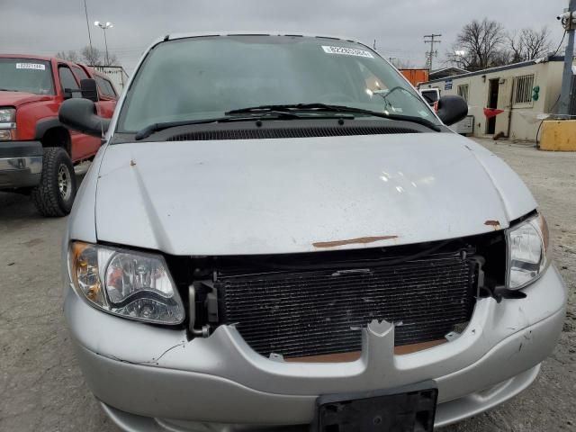 2003 Dodge Grand Caravan SE