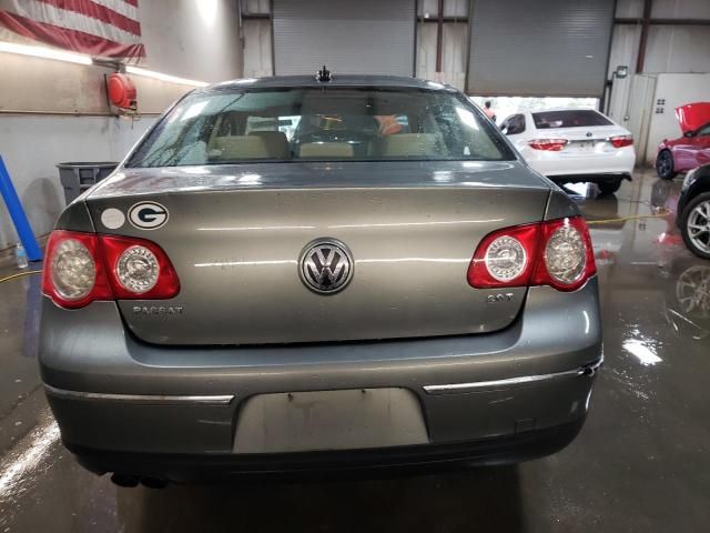 2006 Volkswagen Passat 2.0T Luxury