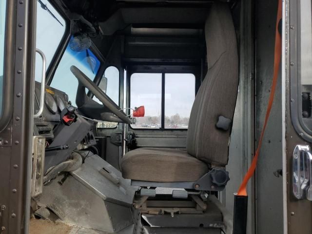 2009 Freightliner Chassis M Line WALK-IN Van