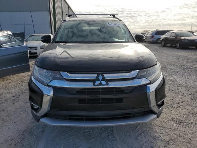 2016 Mitsubishi Outlander SE