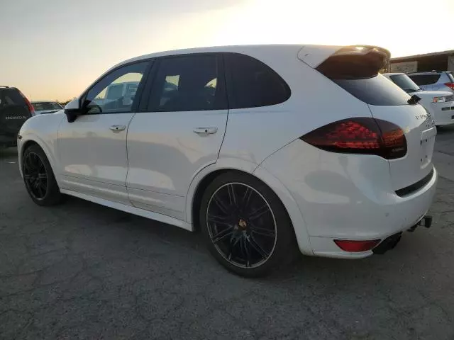 2014 Porsche Cayenne GTS