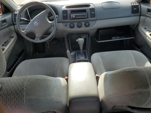 2004 Toyota Camry LE