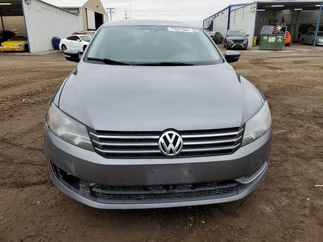 2013 Volkswagen Passat SE