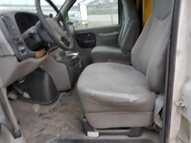 1997 GMC Savana Cutaway G3500