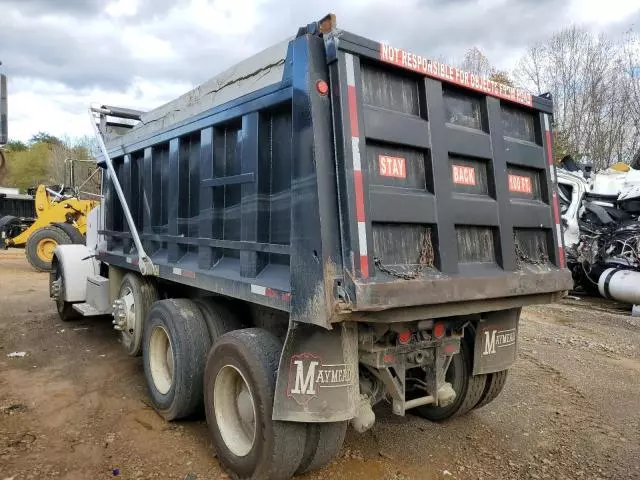 2000 Peterbilt 357