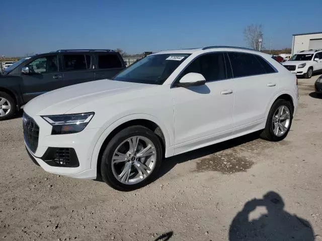 2022 Audi Q8 Premium Plus