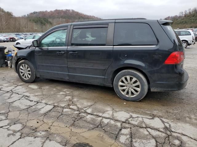 2013 Volkswagen Routan SE