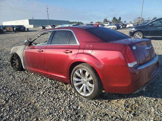 2018 Chrysler 300 Touring