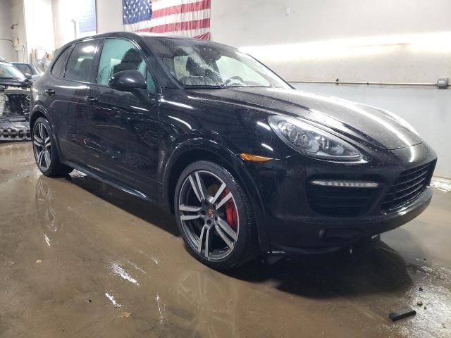 2014 Porsche Cayenne GTS