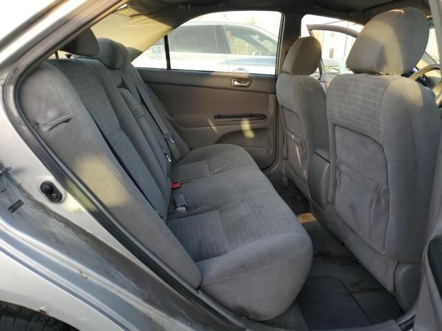 2005 Toyota Camry LE