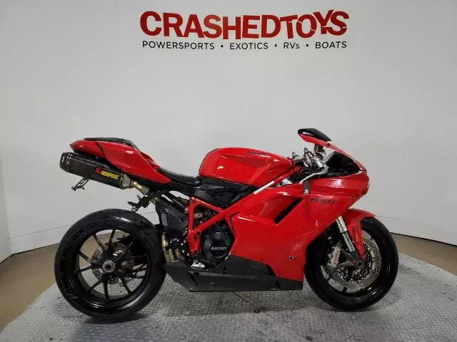 2013 Ducati Superbike 848