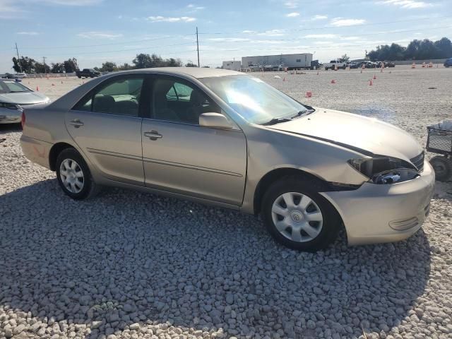 2004 Toyota Camry LE