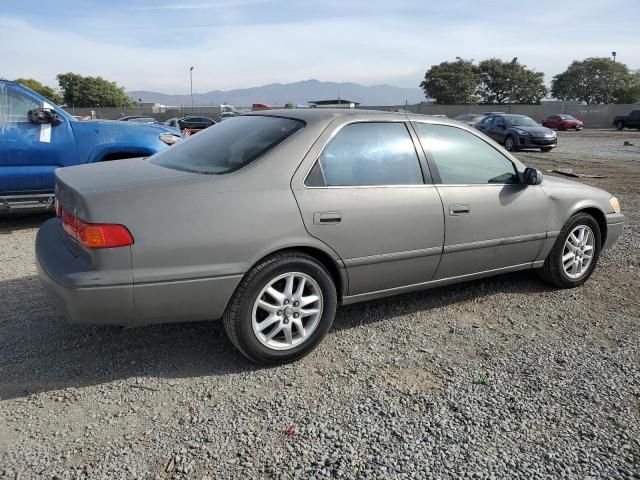 2000 Toyota Camry LE