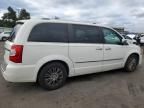 2011 Chrysler Town & Country Limited